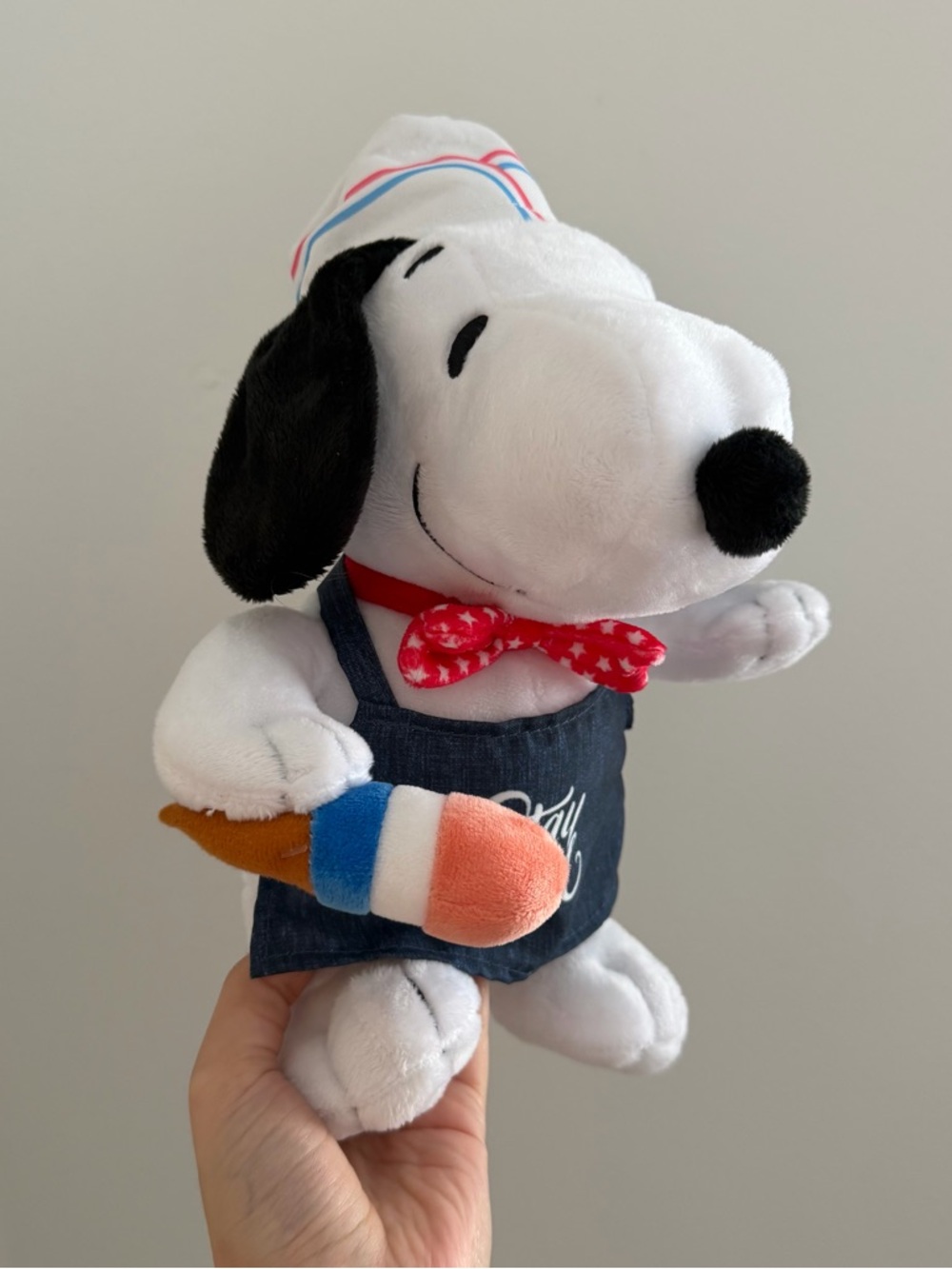 Peanuts Snoopy Plush Toy with Popsicle - White, Black, Red, Blue
